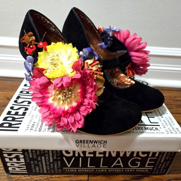 Brand new beautiful Greenwich Village, heels, size 7 - Picture 1 of 2
